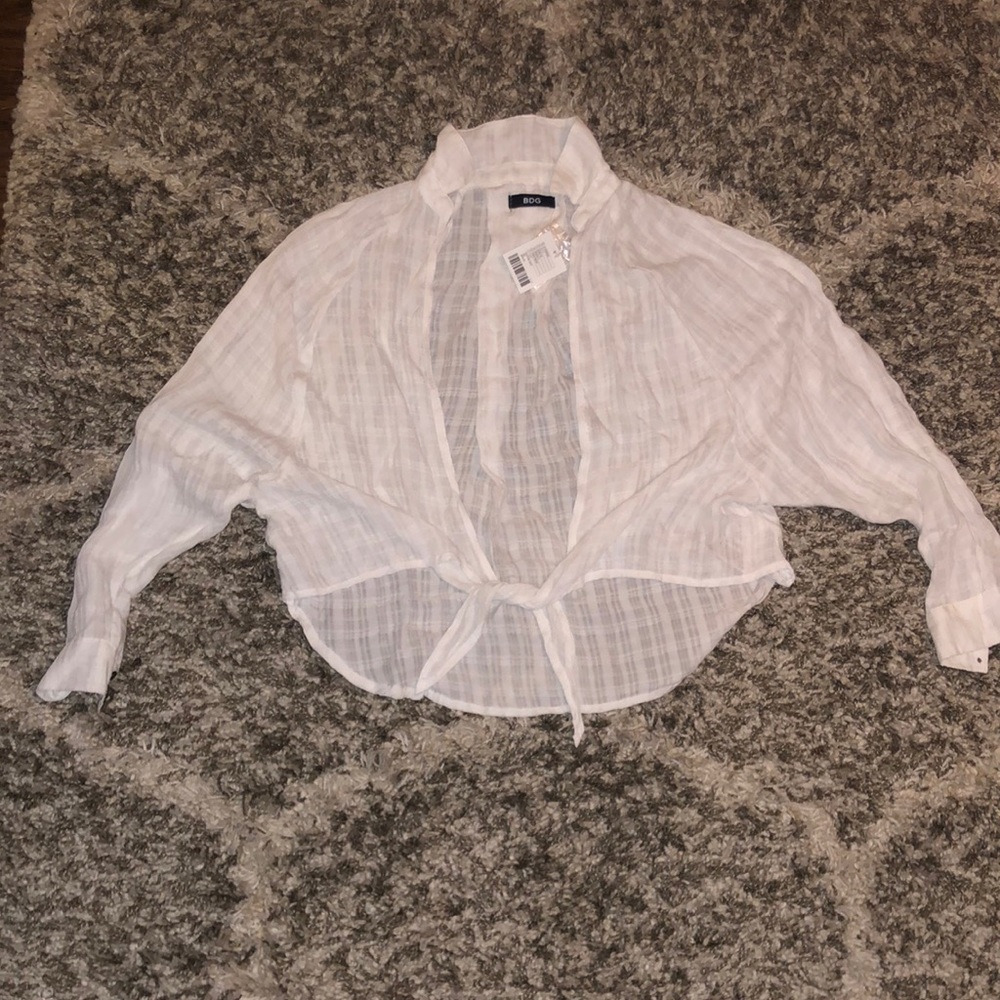 Lightweight bdg rayon tie front top